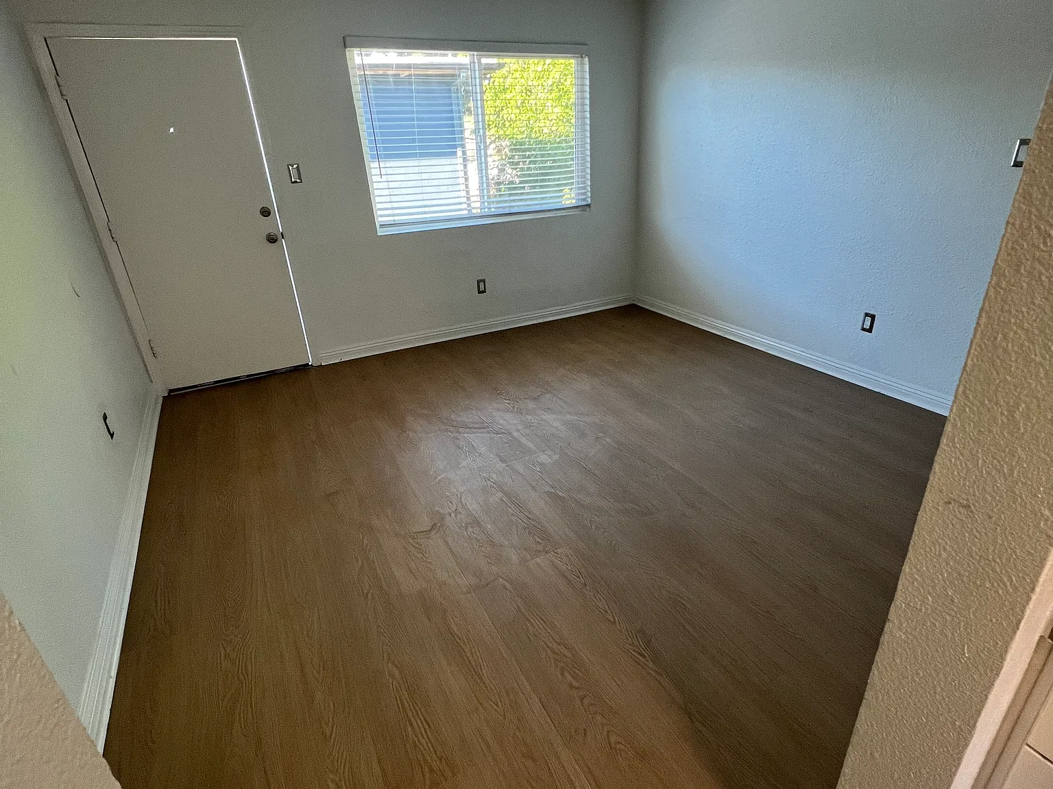 4676 Grey Dr — Photo 3