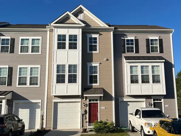 59 Horace Ct, Bunker Hill, WV 25413