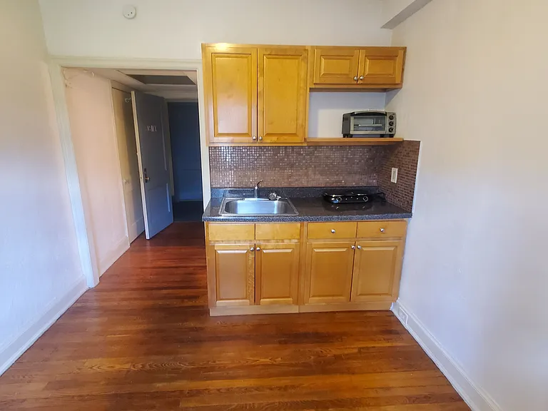 122 Argyle Rd #C-11X — Photo 6