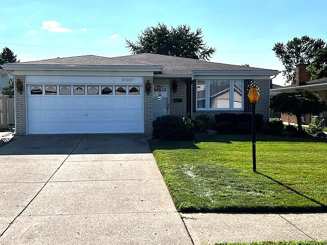 35347 Malibu Dr photo 1
