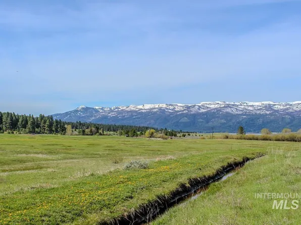 13 Duncan Ct, Cascade, ID 83611