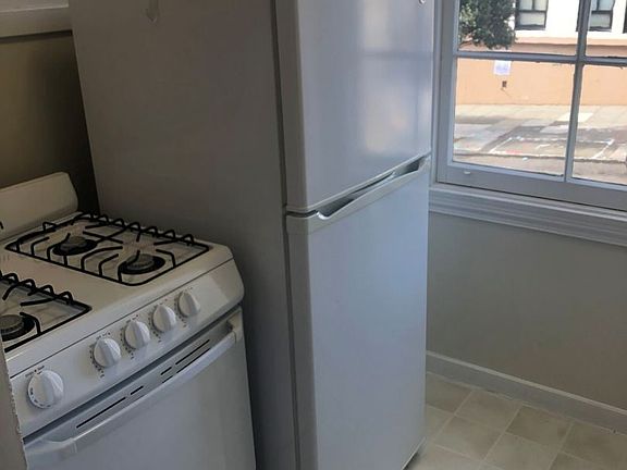 4th image of 1101 Francisco St #101