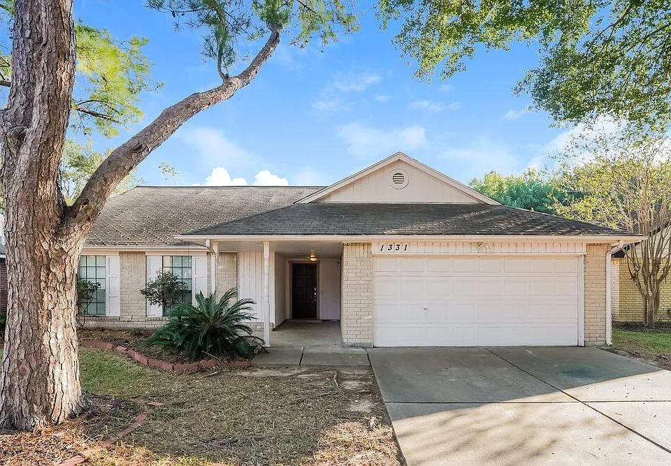 1331 Three Forks Dr