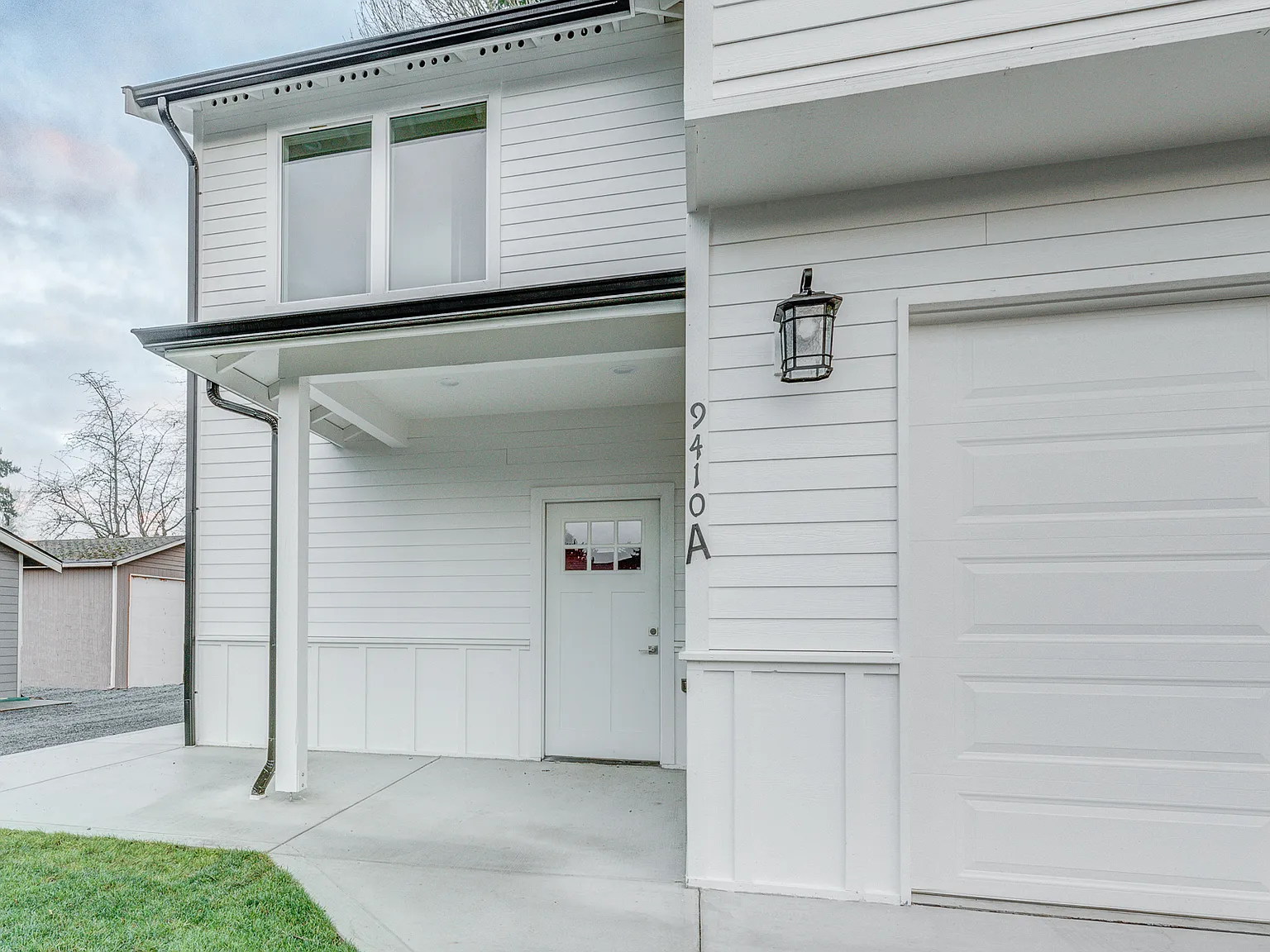 4 bed, 2.5 bath, 1575 sqft, $3,200 — Photo 3