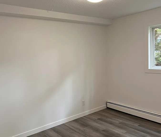 727 5th Ave N #6 — Photo 10