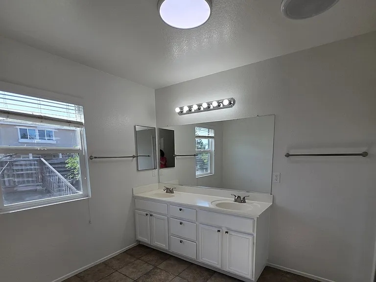 28688 Lavatera Ave — Photo 9