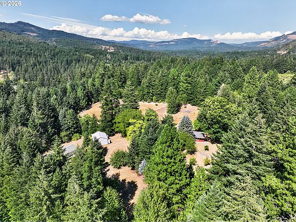 2nd image of 11 Graves Rd