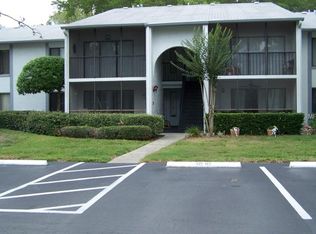 1258 Pine Ridge Cir W APT B1, Tarpon Springs, FL 34688