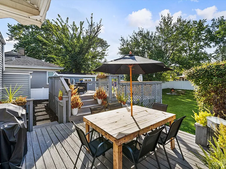 235 W Hickory Rd — Photo 20