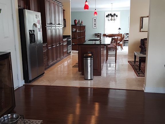 3rd image of 5 Mossy Oaks Ln