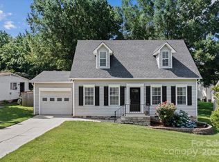 20840 Sierra Vista Dr, Cornelius, NC 28031