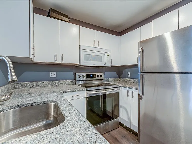 84 Tell St #6A — Photo 2