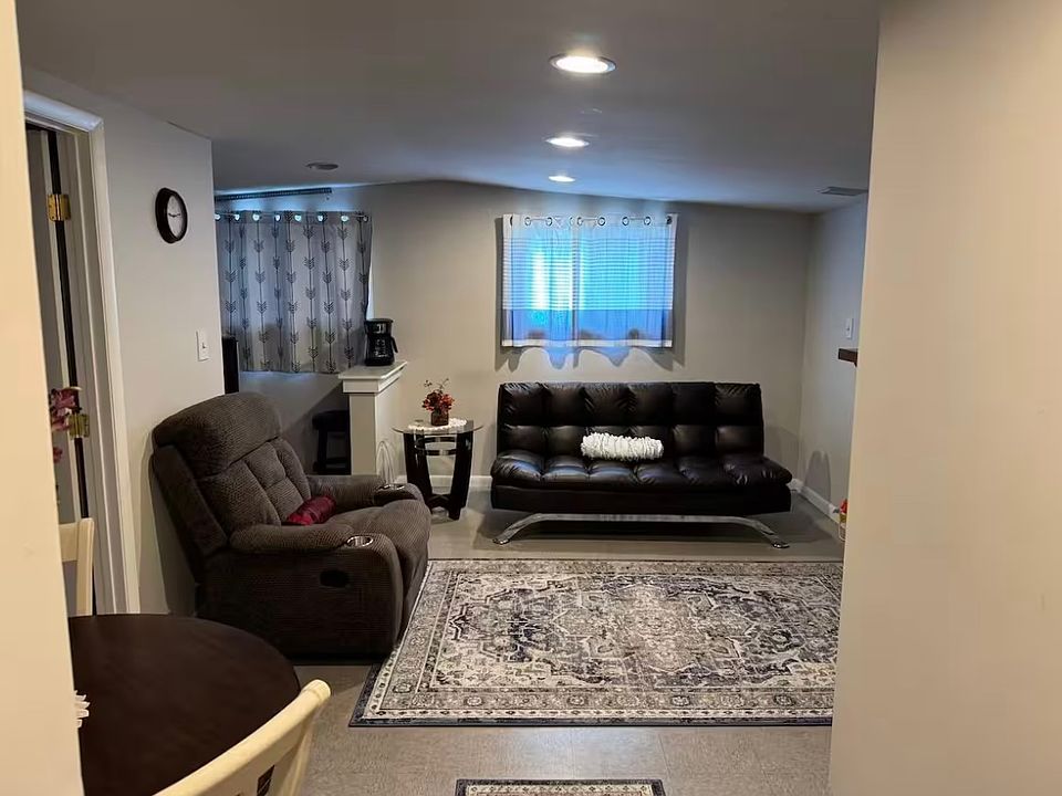 1st image of 3443 Little Hunting Creek Dr