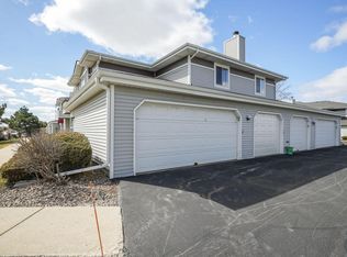 6611 Mariner Dr, Racine, WI 53406