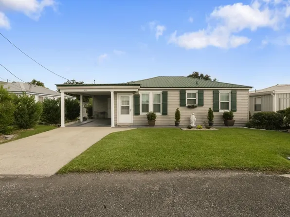 411 School St, Lockport, LA 70374