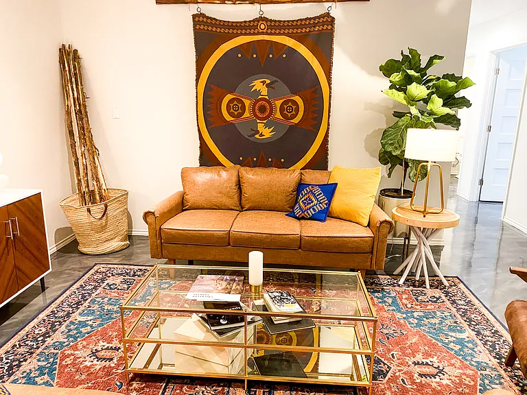 300 W Neil Armstrong Pl — Photo 10
