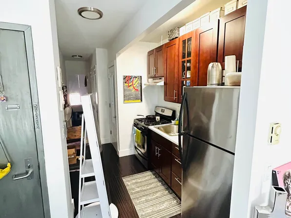 644 Tenth Avenue image 1 of 11