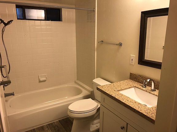 3rd image of 18891 Sara Park Cir