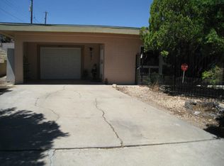 3813 Riverview Rd NW, Albuquerque, NM 87105