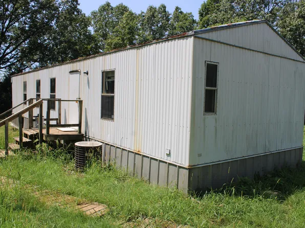 484 Burkhart Road, Chadwick, MO 65629