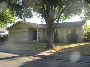 1900 Manzanita Dr, Modesto, CA 95355