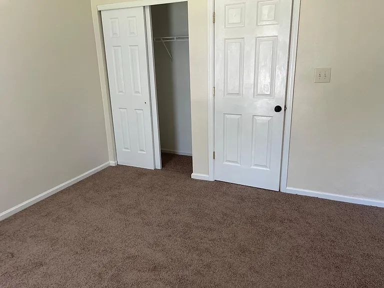 1517 Eagleton Ln — Photo 13