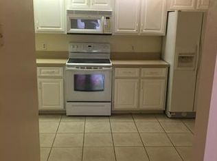 4708 SE 5th Pl APT 204, Cape Coral, FL 33904