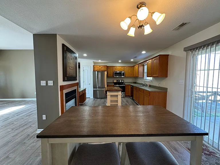 2603 Oakfield Dr — Photo 9