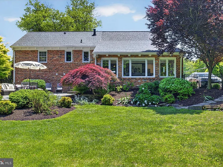 2212 Reddfield Dr — Photo 55