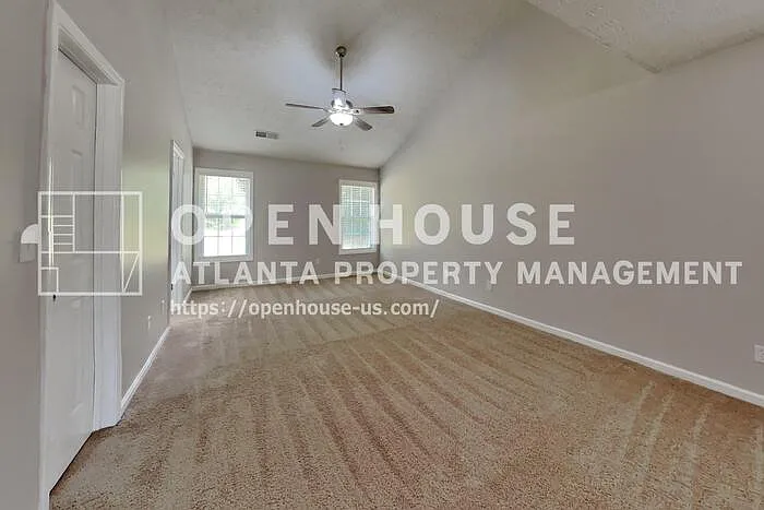 1096 Sham Pointe Dr — Photo 10