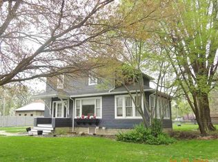 109 Woodlawn Rd, Lincoln, IL 62656