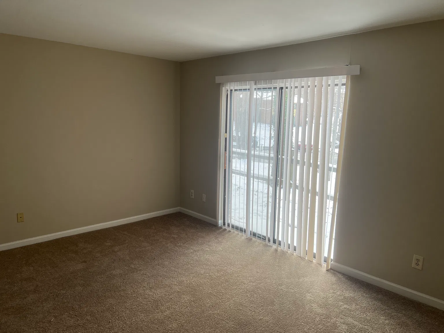 2 bed, $1,400 — Photo 4