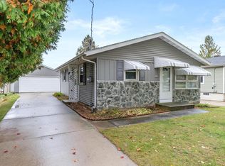 1509 S 37th St, Manitowoc, WI 54220