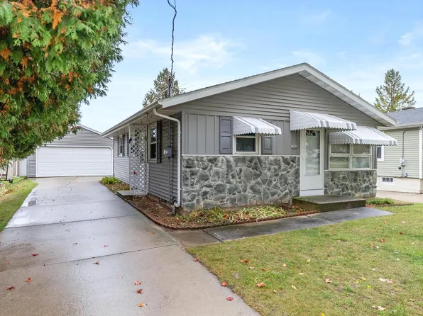 1509 South 37th STREET, Manitowoc, WI 54220