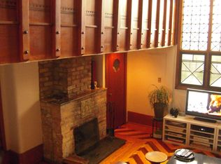 1734 N Wells St APT 1, Chicago, IL 60614