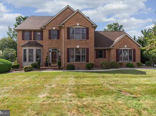3158 Saint Andrews Dr, Chambersburg, PA