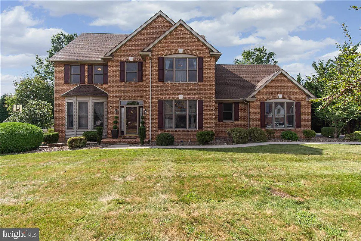 3158 Saint Andrews Dr photo 1