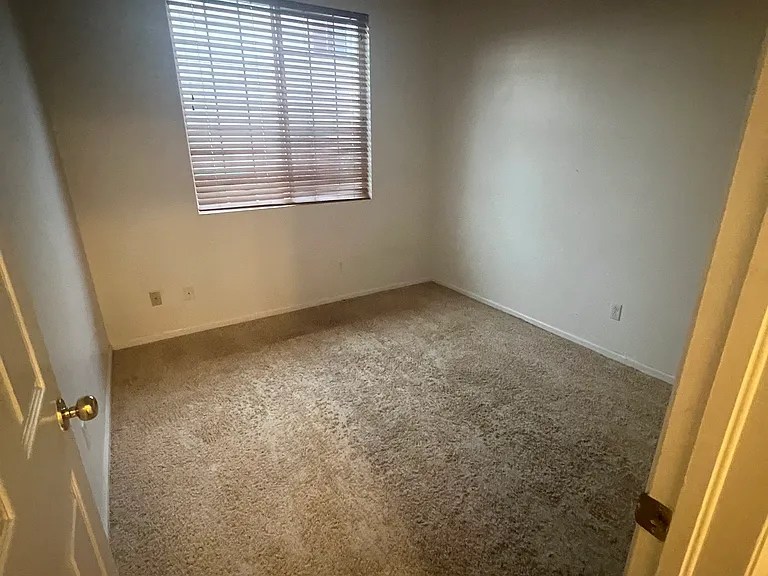 18521 E Harvard Dr — Photo 11