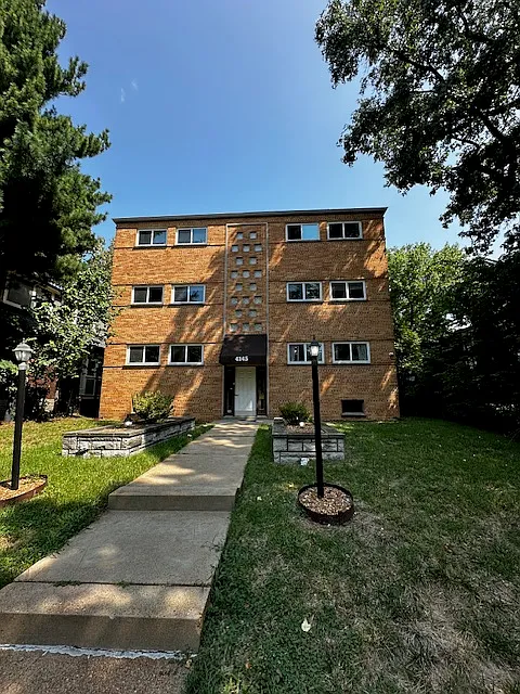 TVC - Magnolia Building — Photo 1