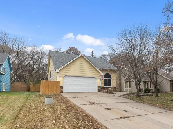 108 126th Ave NW, Coon Rapids, MN 55448