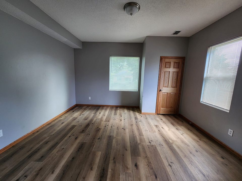 1st image of 2901 Aldrich Ave N Unit 1