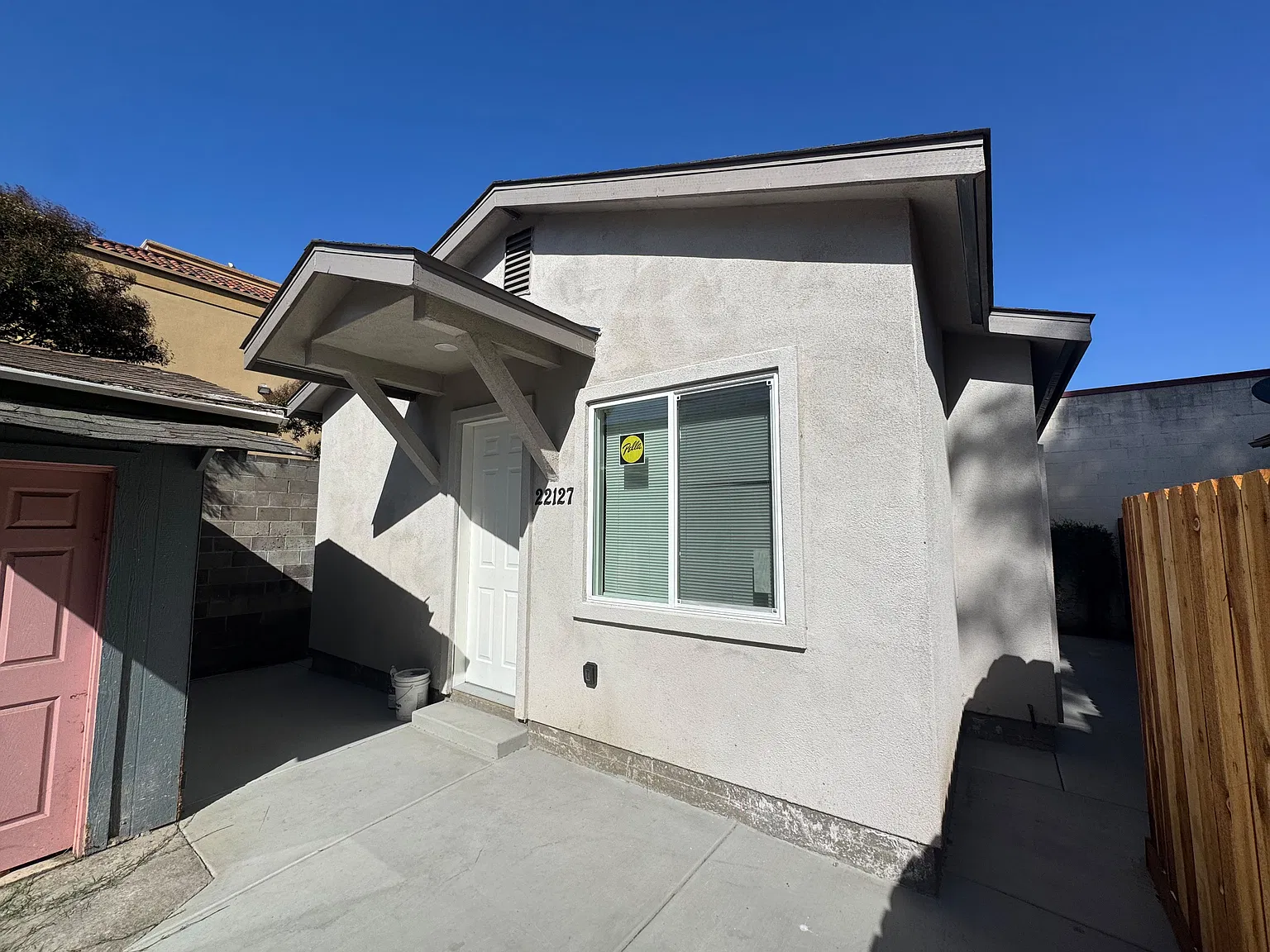 2 bed, 700 sqft, $2,600 — Photo 3