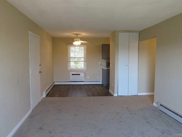 37 Alpine Dr #E — Photo 10