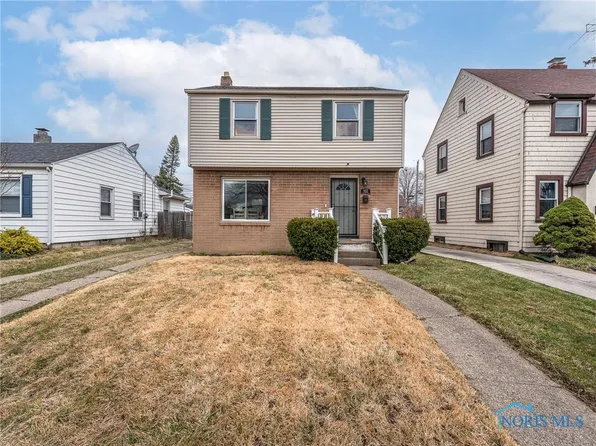 912 Waybridge Rd, Toledo, OH 43612