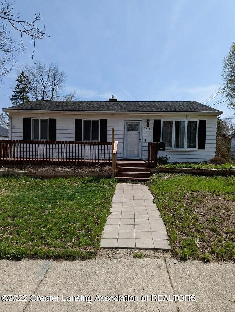 3507 S Deerfield Ave photo 1