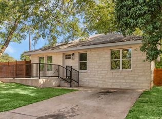 209 E Kerr St, Burnet, TX 78611