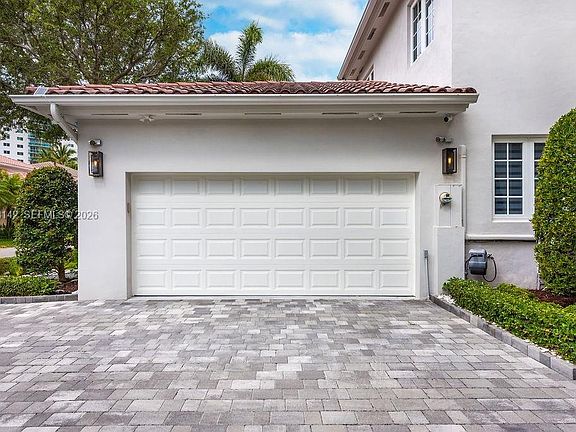 5th image of 3949 194th Ln