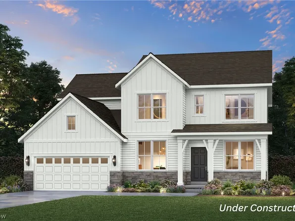 1445 Tullamore Trl, Sharon Township, OH 44281