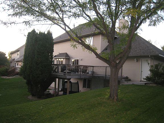 3rd image of 3117 Chelsea Ct