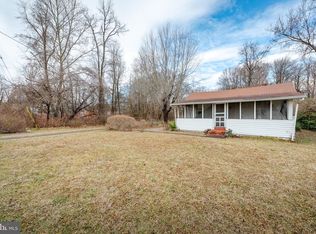 8162 Hog Neck Rd, Pasadena, MD 21122
